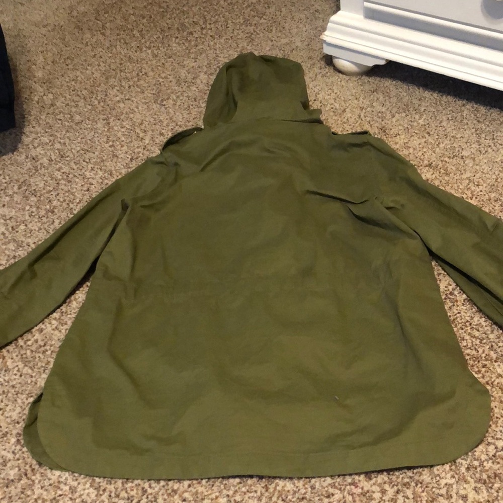 coat - Picture 2 of 3